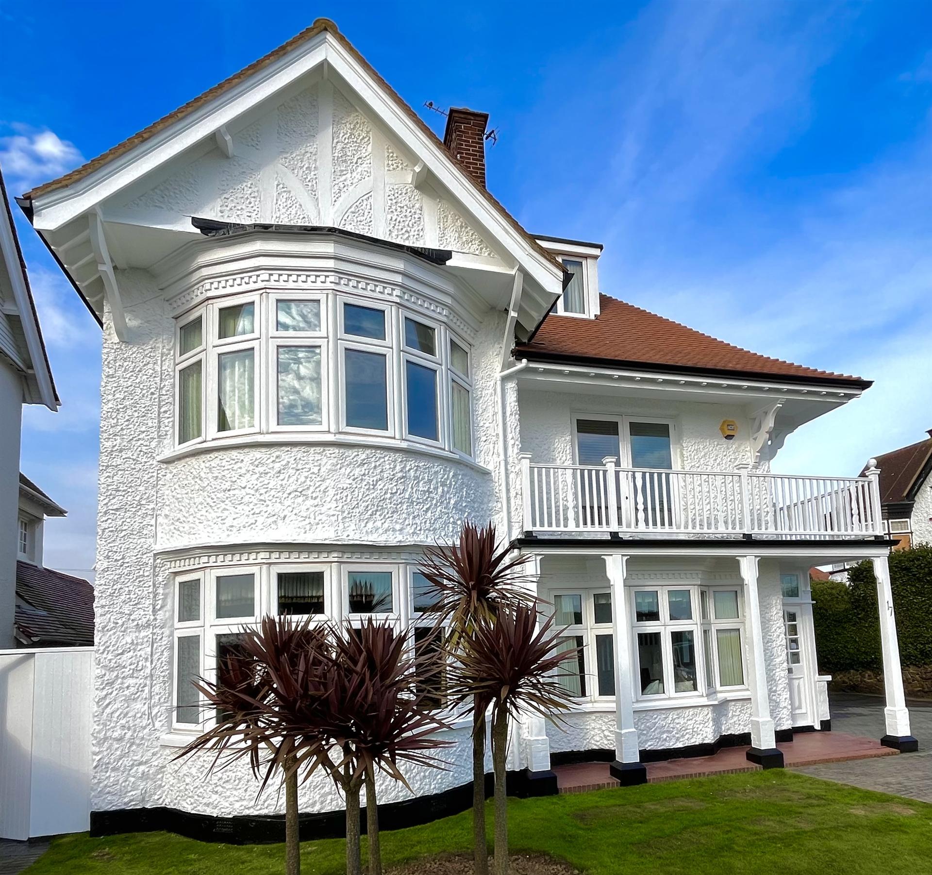 Victorian house with turret bay window, exterior repaint, Essex